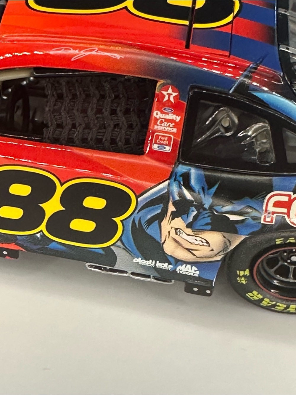 1998 Dale Jarrett Elite 50th Anniversary #88 Batman Ford Credit Die-Cast NASCAR - Picture 17 of 17